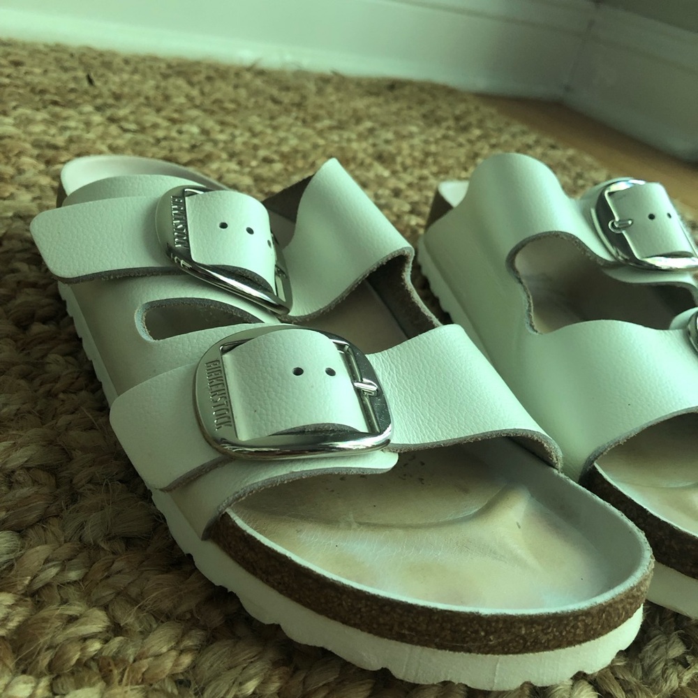 Birkenstock Arizona Big Buckle White Leather. Size 39